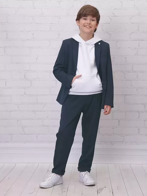 Школьная форма для повседневности: практичные модели для учебы и отдыха